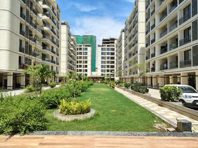 Image of 2160 Sq.ft 3 BHK Apartment / Flat for sale in Raghuveer Royal Riviera, Kudasan, Gandhinagar for Rs. 8700000