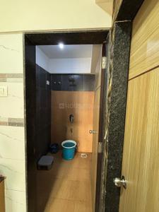 Bathroom Image of 650 Sq.ft 1 BHK Apartment / Flat for rent in Dynamic Crest Phase I Rimo Everest, Khidkali Thane for Rs. 22000