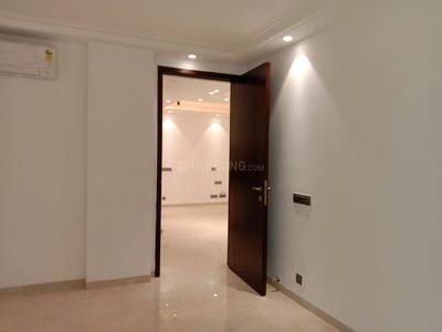 Bedroom Image of 2200 Sq.ft 3 BHK Builder Floor for rent in Greater Kailash New Delhi for Rs. 190000