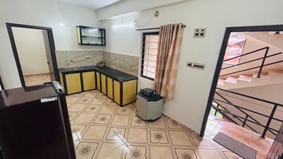 Living Room Image of 650 Sq.ft 2 BHK Apartment / Flat for rent in Derlakatte Mangalore for Rs. 17000