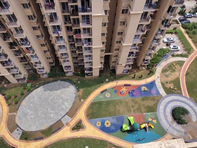 Image of 800 Sq.ft 2 BHK Apartment / Flat for sale in Signature Global Orchard Avenue , Sector 93, Gurgaon for Rs. 6500000