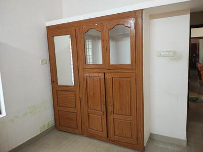 Bedroom Image of 1500 Sq.ft 3 BHK Independent House for rent in Chamkkada Kollam for Rs. 16000