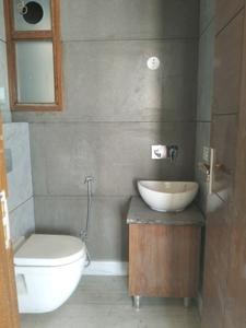 Bedroom One Image of 900 Sq.ft 2 BHK Builder Floor for sale in Mukherjee Nagar New Delhi for Rs. 12500000