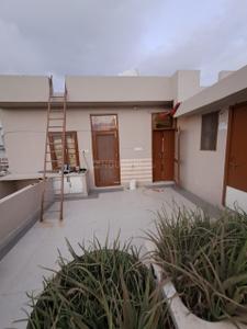 Image of 650 Sq.ft 2 BHK Builder Floor for rent in Sector 9, Gurgaon for Rs. 13500