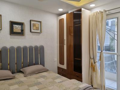 Bedroom Image of 810 Sq.ft 3 BHK Apartment / Flat for sale in Dwarka Mor New Delhi for Rs. 5500000