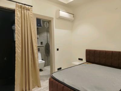 Bedroom Image of 550 Sq.ft 1 RK Builder Floor for rent in Mayfield Garden Gurgaon for Rs. 25000