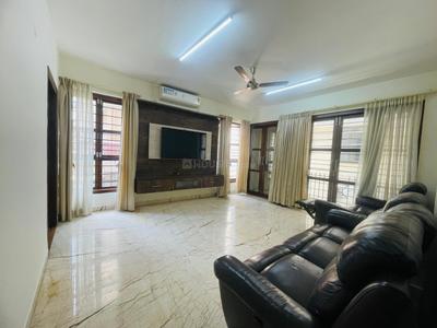 4.5 BHK Flat