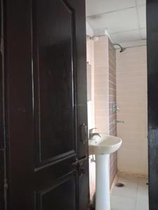 Common Bathroom Image of 1324 Sq.ft 3 BHK Apartment / Flat for sale in Amrapali Zodiac, Sector 120 Noida for Rs. 11800000