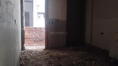 Bedroom Image of 3200 Sq.ft 6 BHK Duplex for sale in Mukherjee Nagar New Delhi for Rs. 30000000