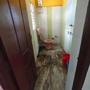 Bathroom Image of 1100 Sq.ft 2 BHK Apartment / Flat for sale in SD SD Shreenibas Apartment, South Dum Dum Kolkata for Rs. 6500000