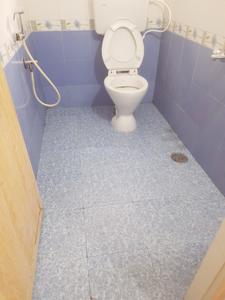 Bathroom Image of 1250 Sq.ft 2 BHK Builder Floor for rent in NRI Layout Bengaluru for Rs. 27000