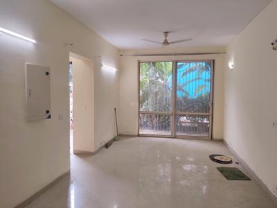 Living Room Image of 900 Sq.ft 2 BHK Apartment / Flat for rent in Unitech Woodstock Floors, Sector 50 Gurgaon for Rs. 42000