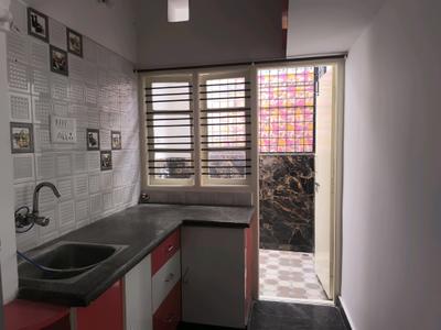 Kitchen Image of 950 Sq.ft 1 BHK Builder Floor for rent in Panduranga Nagar Bengaluru for Rs. 18000