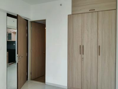 Bedroom Image of 700 Sq.ft 2 BHK Apartment / Flat for sale in Lodha Amara, Thane West Thane for Rs. 12200000