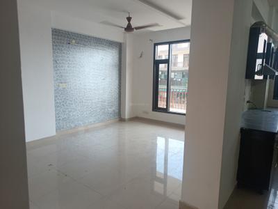 Living Room Image of 2200 Sq.ft 4 BHK Apartment / Flat for sale in Fortune Victoria Heights, Dhakoli Zirakpur for Rs. 12990000