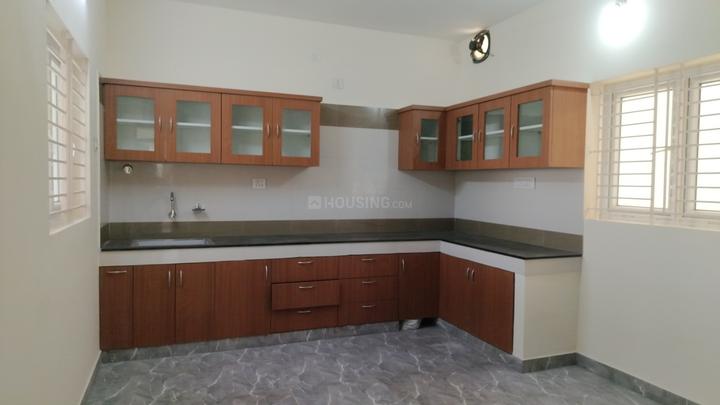 Yasri Living Main Image 1