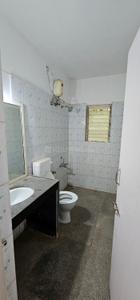 Bathroom Image of 1427 Sq.ft 2 BHK Independent House for sale in Everest Orchid Palace, Mohammed Wadi Pune for Rs. 12000000
