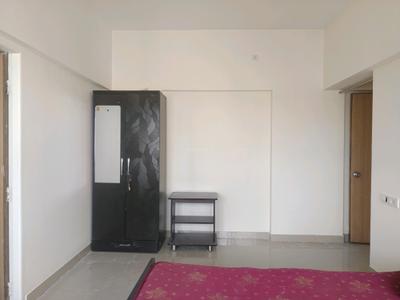 Bedroom Image of 1000 Sq.ft 2 BHK Apartment / Flat for rent in Kumar Park Infinia I1 I2 I3 J2 J3 And K1, Fursungi Pune for Rs. 22000