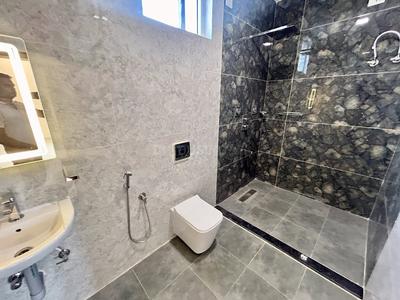 Bathroom Image of 2200 Sq.ft 4 BHK Independent House for sale in Santoshi Nagar Raipur for Rs. 6300000