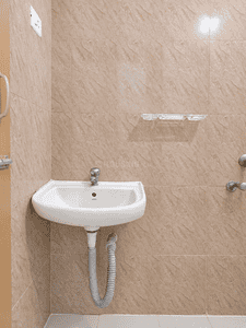 Bathroom Image of 804 Sq.ft 2 BHK Apartment / Flat for sale in Kolathur Chennai for Rs. 8500000