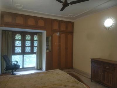 Bedroom Image of 1800 Sq.ft 3 BHK Apartment / Flat for rent in Vasant Kunj New Delhi for Rs. 80000