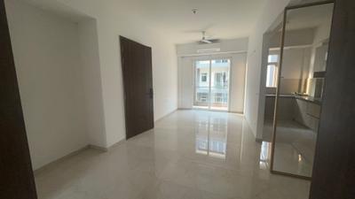 Living Room Image of 955 Sq.ft 2.5 BHK Apartment / Flat for sale in Smartworld Orchard, Sector 61 Gurgaon for Rs. 16000000