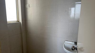 Bathroom Image of 520 Sq.ft 1 BHK Apartment / Flat for rent in Pyramid Urban Homes, Sector 70A Gurgaon for Rs. 15500