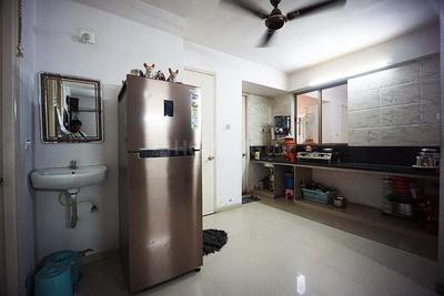 Kitchen Image of 945 Sq.ft 2 BHK Apartment / Flat for sale in Suryam Elegance, Vastral Ahmedabad for Rs. 3400000