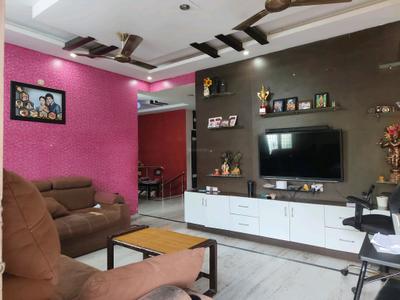 Living Room Image of 2800 Sq.ft 5 BHK Builder Floor for sale in Manikonda Hyderabad for Rs. 18500000