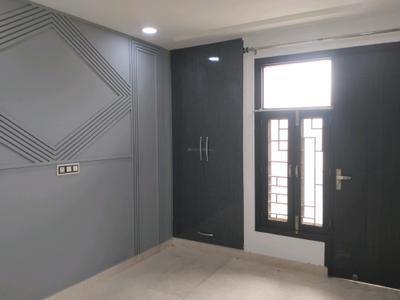 Bedroom Image of 850 Sq.ft 2 BHK Builder Floor for sale in Vikaspuri New Delhi for Rs. 13000000