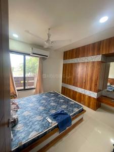 Bedroom Image of 1000 Sq.ft 2 BHK Apartment / Flat for rent in Sunbuildcon Suryansh Sanidhya Shivalaya, Sarkhej Ahmedabad for Rs. 25000