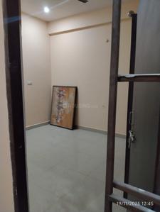 Bedroom Image of 1250 Sq.ft 2 BHK Builder Floor for rent in Gomti Nagar Lucknow for Rs. 15000