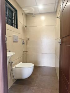 Bathroom Image of 1116 Sq.ft 2 BHK Apartment / Flat for sale in Vennala Kochi for Rs. 7200000