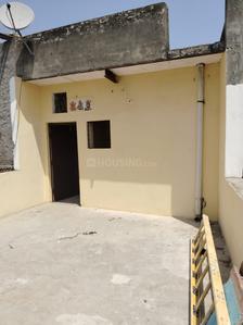 Hall Image of 675 Sq.ft 5 BHK Independent House for sale in Sangam Vihar New Delhi for Rs. 5400000