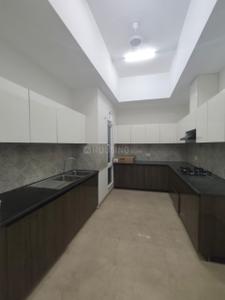 Kitchen Image of 2800 Sq.ft 4 BHK Apartment / Flat for sale in Wave Veridia, Wave City Ghaziabad for Rs. 35000000