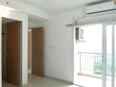Bedroom Image of 1100 Sq.ft 3 BHK Apartment / Flat for rent in Godrej Emerald, Kasarvadavali Thane for Rs. 45000
