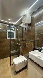 Image of 2700 Sq.ft 3 BHK Builder Floor for rent in BPTP Amstoria , Sector 102, Gurgaon for Rs. 62000