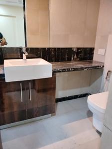 Bathroom Image of 2000 Sq.ft 4.5 BHK Apartment / Flat for sale in Dheeraj Realty Dheeraj Insignia, Santacruz East Mumbai for Rs. 58000000
