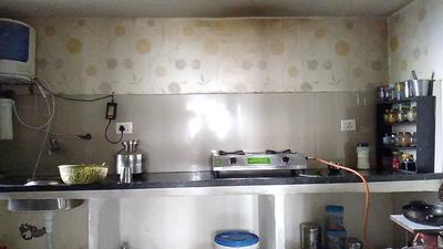 Kitchen Image of 900 Sq.ft 2 BHK Apartment / Flat for sale in Vastu Siddhivinayak Apartment, Anuradha Nagar Indore for Rs. 1950000