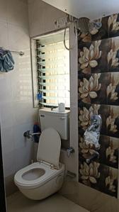 Bathroom Image of 550 Sq.ft 1 BHK Apartment / Flat for sale in HDIL Dheeraj Jamuna, Malad West Mumbai for Rs. 12500000