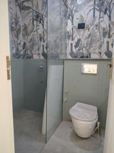 Common Bathroom Image of 2250 Sq.ft 4 BHK Apartment / Flat for sale in Chandan Hola New Delhi for Rs. 16100000