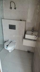 Bathroom Image of 880 Sq.ft 2 BHK Apartment / Flat for rent in Ruchira Sapphire Smart Homes, Mahurali Ghaziabad for Rs. 17000