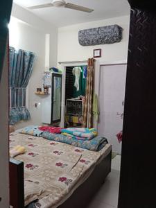 Bedroom Image of 960 Sq.ft 2 BHK Apartment / Flat for sale in Thaltej Ahmedabad for Rs. 6000000