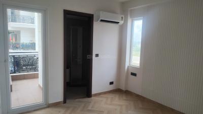 Bedroom Image of 1600 Sq.ft 3 BHK Builder Floor for rent in Raj One Good Earth, Sector 71 Gurgaon for Rs. 45000