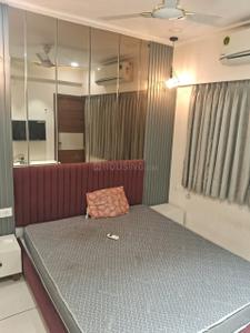 Bedroom Image of 1500 Sq.ft 3 BHK Apartment / Flat for rent in Shivshakti Royal Glory, Vaishno Devi Circle Ahmedabad for Rs. 37000