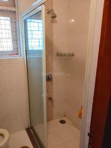 Bathroom Image of 1100 Sq.ft 2 BHK Apartment / Flat for rent in Lavelle Road Bengaluru for Rs. 85000