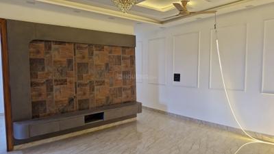 Living Room Image of 1800 Sq.ft 4 BHK Apartment / Flat for sale in Sector 16 Dwarka New Delhi for Rs. 15000000