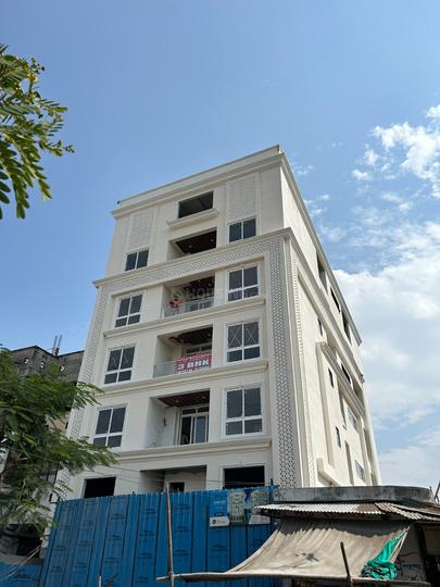 Aura Sky Main Image 1