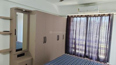 Bedroom Image of 1800 Sq.ft 3 BHK Apartment / Flat for rent in Shivala Sadbhav, Sargasan Gandhinagar for Rs. 33000
