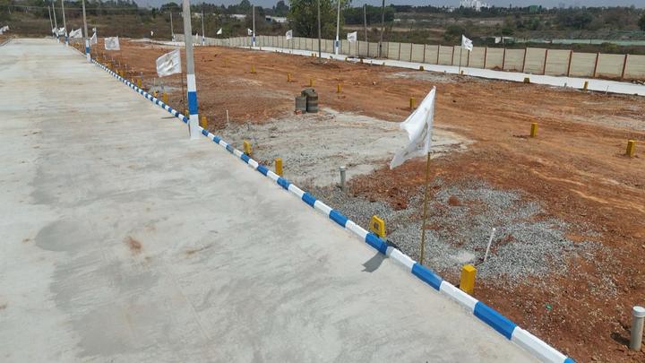 Erayaa GREEN VALLEY  Main Image 1